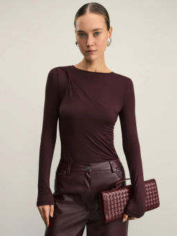 Лонгслив с декоративным узлом / Zarina