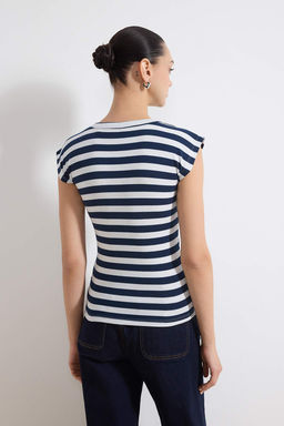 Cok Renkli Viskoz/Yumusak Kumas Fitted/Vucuda Oturan Ay Kol Esnek Orme Bluz TWOSS23BZ00992