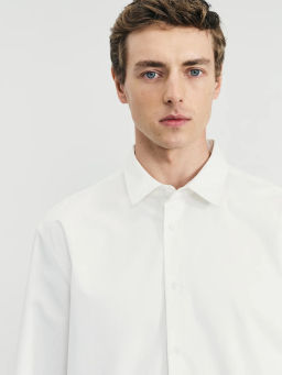 Рубашка oxford c эффектом soft touch / Zarina