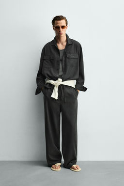 CAMISA FLUIDA RELAXED FIT BOLSILLOS / Gris oscuro