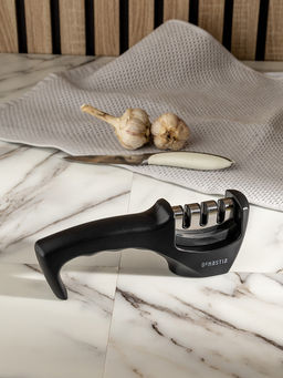 Точилка для ножей 22x4,4x6,8 черный ПП, нержавеющая сталь, керамика