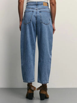 Джинсы barrel с высокой посадкой / Zarina  фото 4