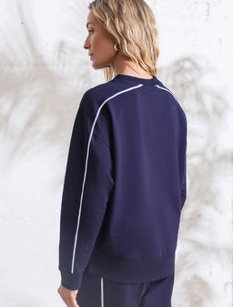 Свитшот с лампасами и разрезами из эластичного футера двухнитки без начеса - Vilatte фото 3