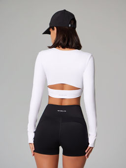 *Укороченный рашгард с длинными рукавами