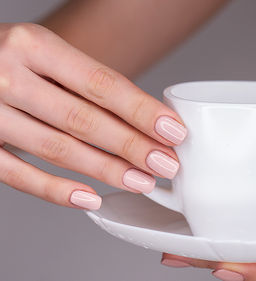 LuxVisage Лак для ногтей GEL finish тон 31 розовый пастельный 9мл