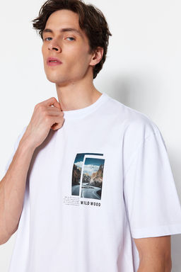 TRENDYOL MAN Beyaz Oversize/Genis Kesim K?sa Kol Manzara Bask?l? T-Shirt TMNSS23TS00242 - Trendyolmilla фото 3