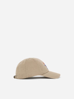 Gorra bordada