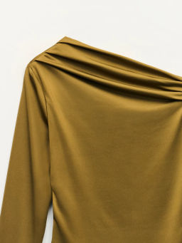 Асимметричное боди со сборками / Zarina