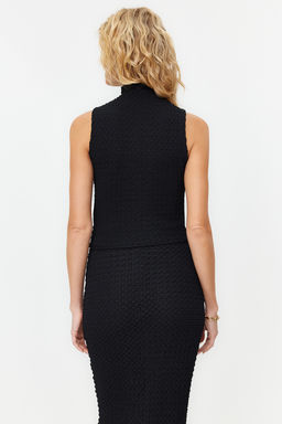 Siyah Dik Yaka Dokulu Kumas Fitted/Vucuda Oturan Esnek Orme Orme Bluz TWOSS24BZ00066 - Trendyolmilla фото 12