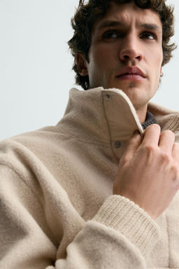CONTRAST FAUX SHEARLING SWEATSHIRT - Zara фото 5