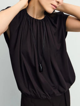 Футболка со сборкой с модалом в составе / Zarina