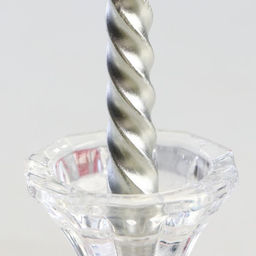 Цена за 2 шт. Набор свечей витых, 1.5×15 см, 2 шт., серебряный металлик