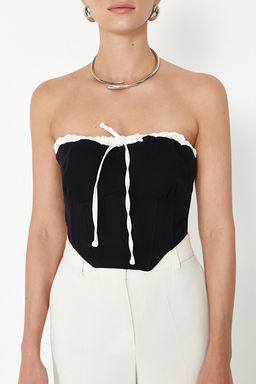 Siyah Baglama Detayl? Straplez Crop Dokuma Bluz TWOSS24BZ00607