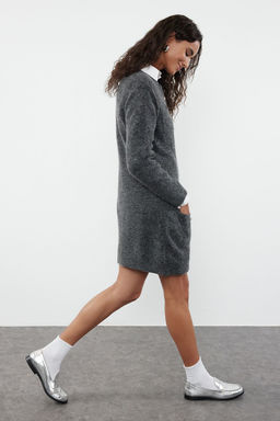 Antrasit Mini Boy Triko Yunlu Elbise TWOAW25EL00018 - Trendyolmilla фото 2