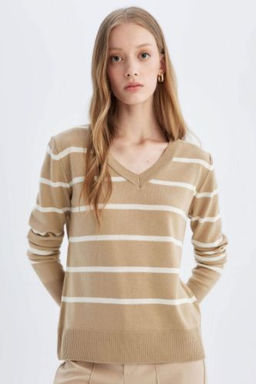 Relax Fit V Yaka Yumusak Dokulu Cizgili Triko Kazak