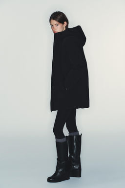 WATER-REPELLENT AND WINDPROOF PUFFER JACKET WITH HOODIE - Zara фото 4