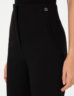 Брюки Carrot Fit черные