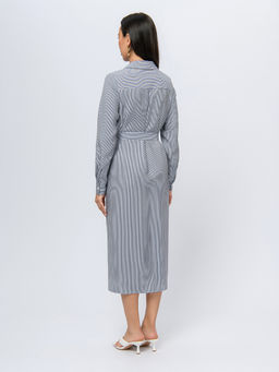 Платье белого цвета в полоску длины миди с длинными рукавами - 1001dress фото 4