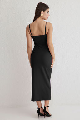 TRENDYOLMILLA Siyah Buzgu/Drape Detayl? Bodycone/Vucuda Oturan Maxi Orme Elbise TWOSS25EL00069