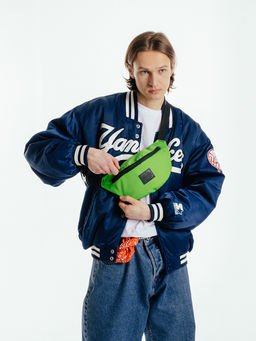 V10 001 89 Сумка поясная