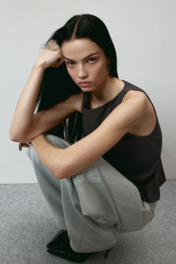 Top sastre con peplum - H&m фото 3