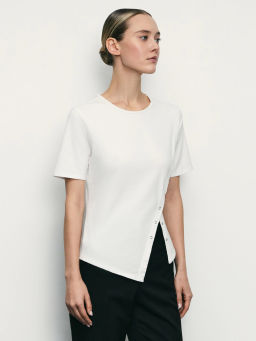 Футболка ассиметричного кроя на кнопках / Zarina  фото 4