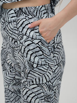 Штапельные, свободные, прямые брюки серые - Odis фото 7