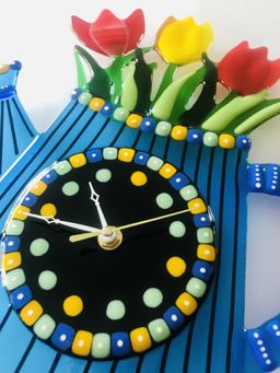 Настенные часы Лейка