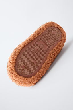 FAUX SHEARLING PUMPKIN SLIPPERS - Zara фото 7