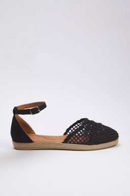 Trendyol Shoes Siyah Orgu Detayl? Bilekten Baglamal? Badem Burun Kad?n Espadril TAKSS25ES00000