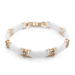 Браслет Лилу из белой керамики с Султанитом покрытие под золото, длина 20см