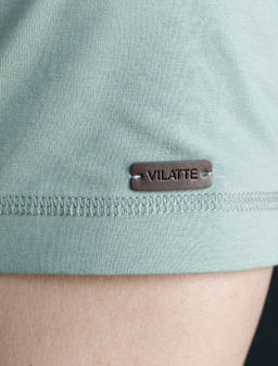 Футболка базовая полуприлегающая из премиального хлопка с принтом - Vilatte фото 4