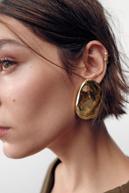 METAL SHEET EARRINGS