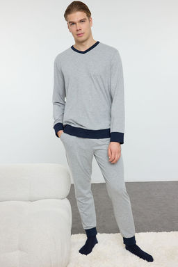 TRENDYOL MAN Erkek Gri Regular Fit Kontrast Ribanal? Orme Pijama Tak?m? TMNAW25PT00010