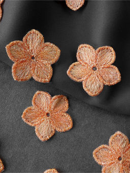 Аппликация для одежды «Цветок», текстильная, с голографической нитью, 3.5×3.5 см, 10 шт., оранжевая