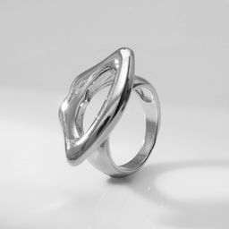 Кольцо металл Тренд губы, цвет серебро, размер 17 - Qf фото 2