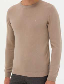 Базовый трикотажный свитер светло-коричневого цвета с круглым вырезом приталенного кроя - Cacharel фото 6