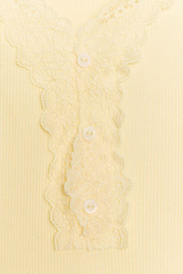 CAMISETA RIB ENCAJE / Amarillo claro - Zara фото 9