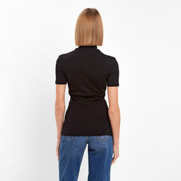 Футболка однотонная женская MINAKU SLIM FIT: чёрная, размер 42