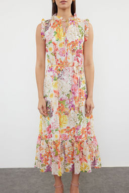 Ekru Cicek Desenli A-Kesim Midi Astarl? Sifon Dokuma Elbise TWOSS23EL01840