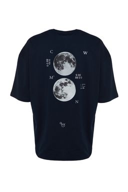 TRENDYOL MAN Lacivert Oversize/Genis Kesim Uzay Bask?l? Etiket Detayl? %100 Pamuklu T-Shirt TMNSS23TS00125 - Trendyolmilla фото 18