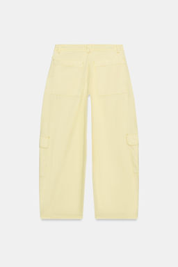 PANTAL?N OVERSIZE CARGO / Amarillo
