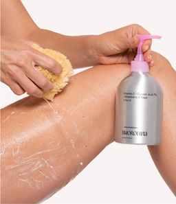 Гель для душа с витамином С и гликолевой кислотой НОВИНКА