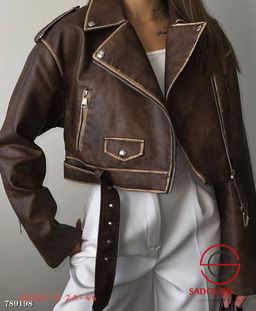 Женская осеняя куртка-косуха