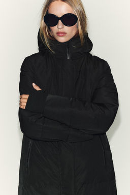 ANORAK ACOLCHADO EXTRA LARGO 60% PLUM?N 40% PLUMA CAPUCHA WATER REPELLENT WINDPROOF / Negro - Zara фото 10
