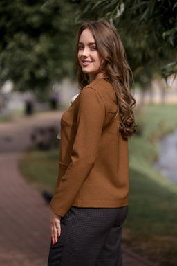 Жакет в составе шерсть 50%