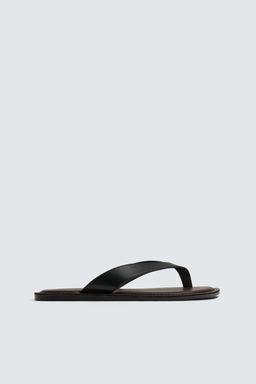 SANDALIA TIRAS / Rojo Burdeos