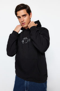 TRENDYOL MAN Siyah Regular/Normal Kesim Uzay Nak?sl? Kapusonlu Ici Polar/S?cak Tutan Sweatshirt TMNAW24SW00101 - Trendyolmilla фото 9