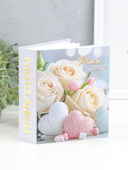 Фотоальбом на 40 фото 10×15 см «Белые розы и сердечки в посыпке», в коробке, 4.5×14×17 см