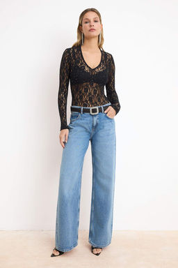 Siyah Tasl? Dantel V Yaka Astars?z Party Body TPRSS26BD00005 - Trendyolmilla фото 2